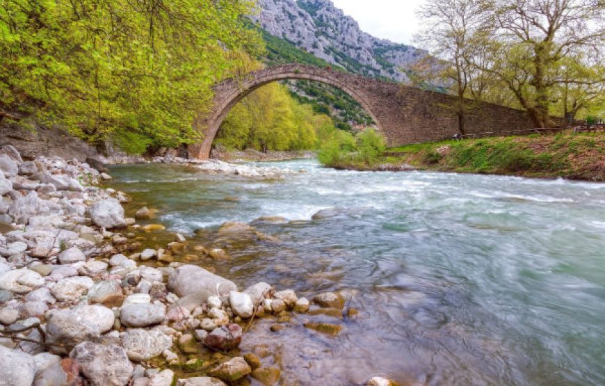 Τριήμερη εκδρομή την Πρωτοχρονιά στην Καλαμπάκα