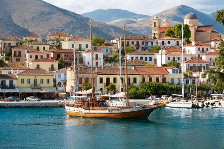 Αεροπορικές Εκδρομές Ευρώπη Εκδρομή στο Γαλαξίδι ώρα για αλευρομουτζουρώματα