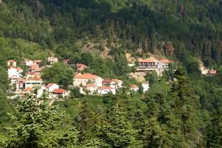 Αεροπορικές Εκδρομές Ευρώπη Εκδρομή στην Μουσουνίτσα και στο χωρίο Αθανάσιο διάκο