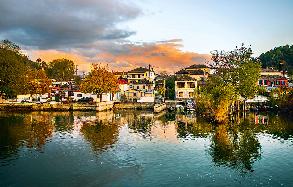 ioannina Εκδρομή στα Ιωάννινα με το Massaliatours