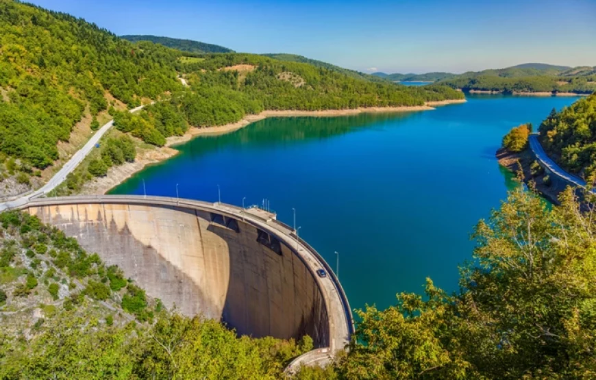 Τριήμερη εκδρομή Λίμνη Πλαστήρα – Μετέωρα – Καλαμπάκα – Μέτσοβο – Θέρετρα Πίνδου!! 28η Οκτωβρίου