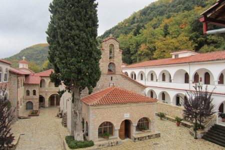 Αεροπορικές Εκδρομές Ευρώπη Εκδρομή στις Θερμοπύλες Μονή Δαμάστας Μενδενίτσα