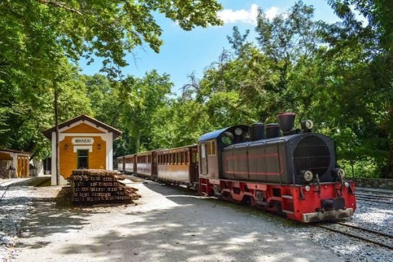 Εκδρομή στον Βόλο Πήλιο Μακρυνίτσα Πορταριά Μηλιές